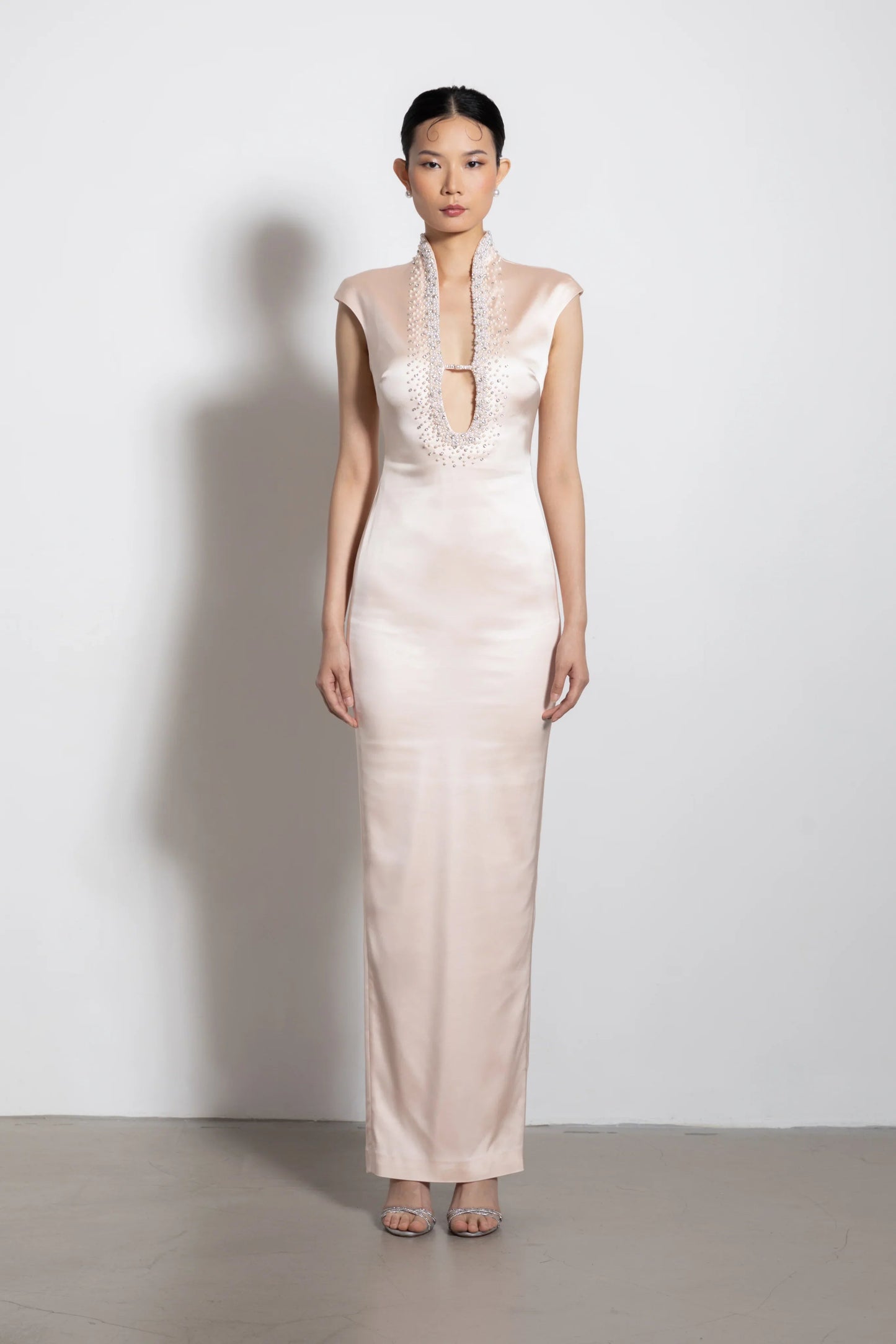 Li Gown