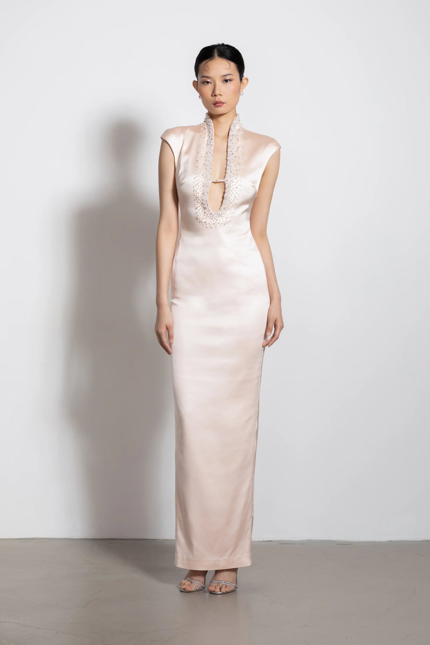 Li Gown